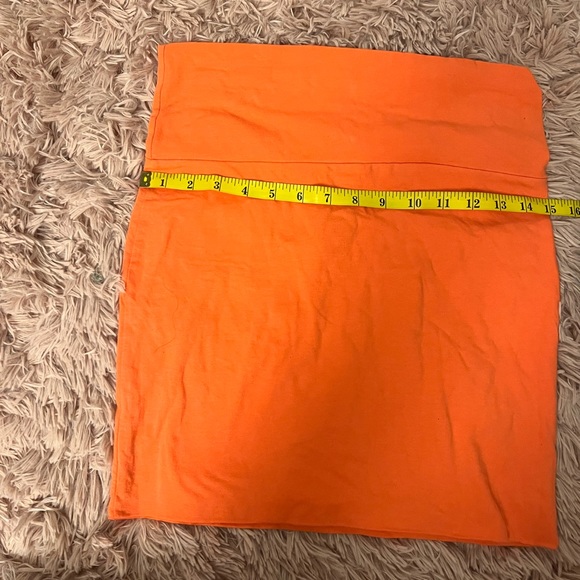 Never been worn! Cute coral mini skirt! Stretchy! - Picture 3 of 4